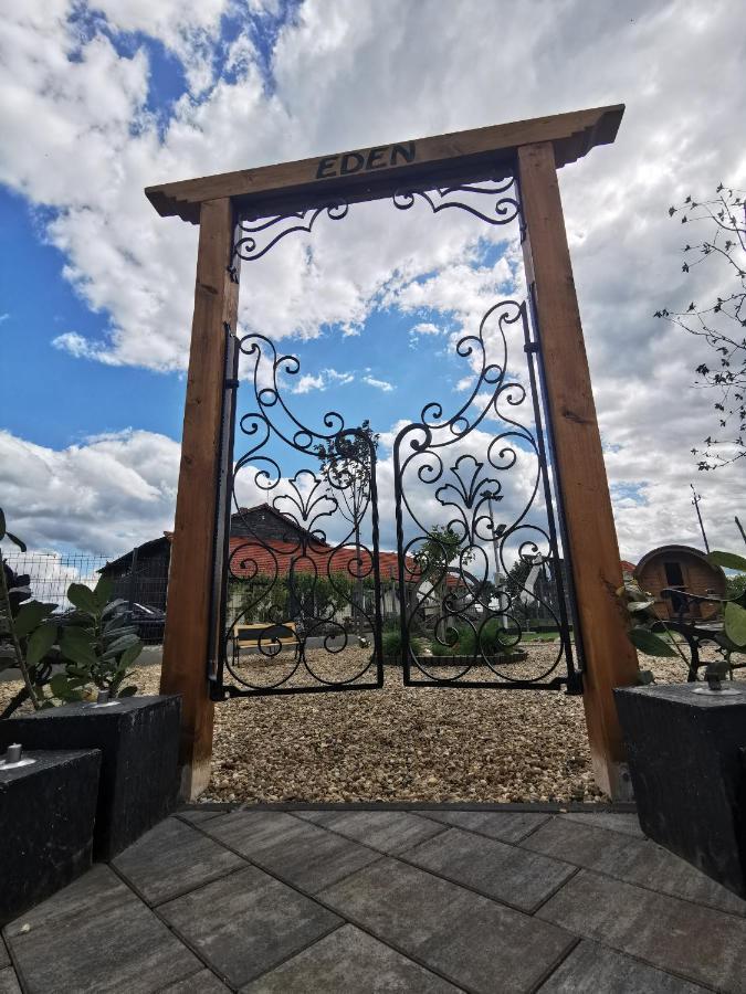 Podkowa Modliszow Villa Buitenkant foto
