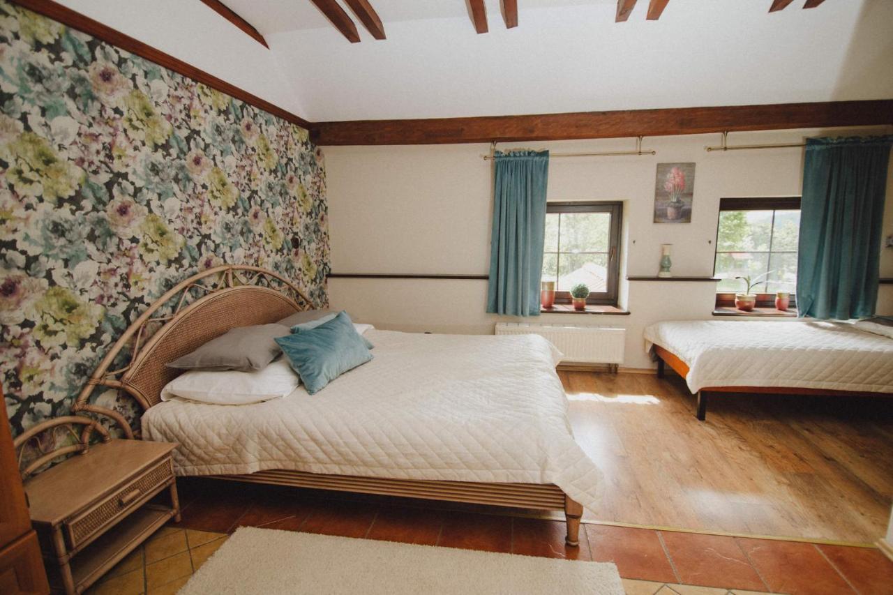 Podkowa Modliszow Villa Buitenkant foto